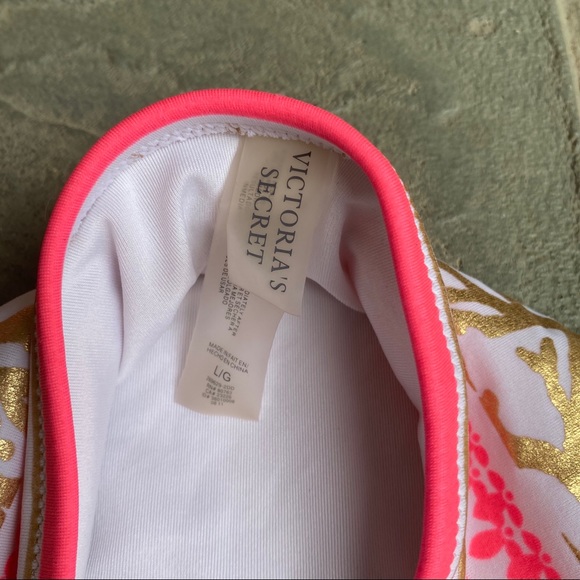 Victoria’s Secret Swim Bikini Bottom - Picture 4 of 5